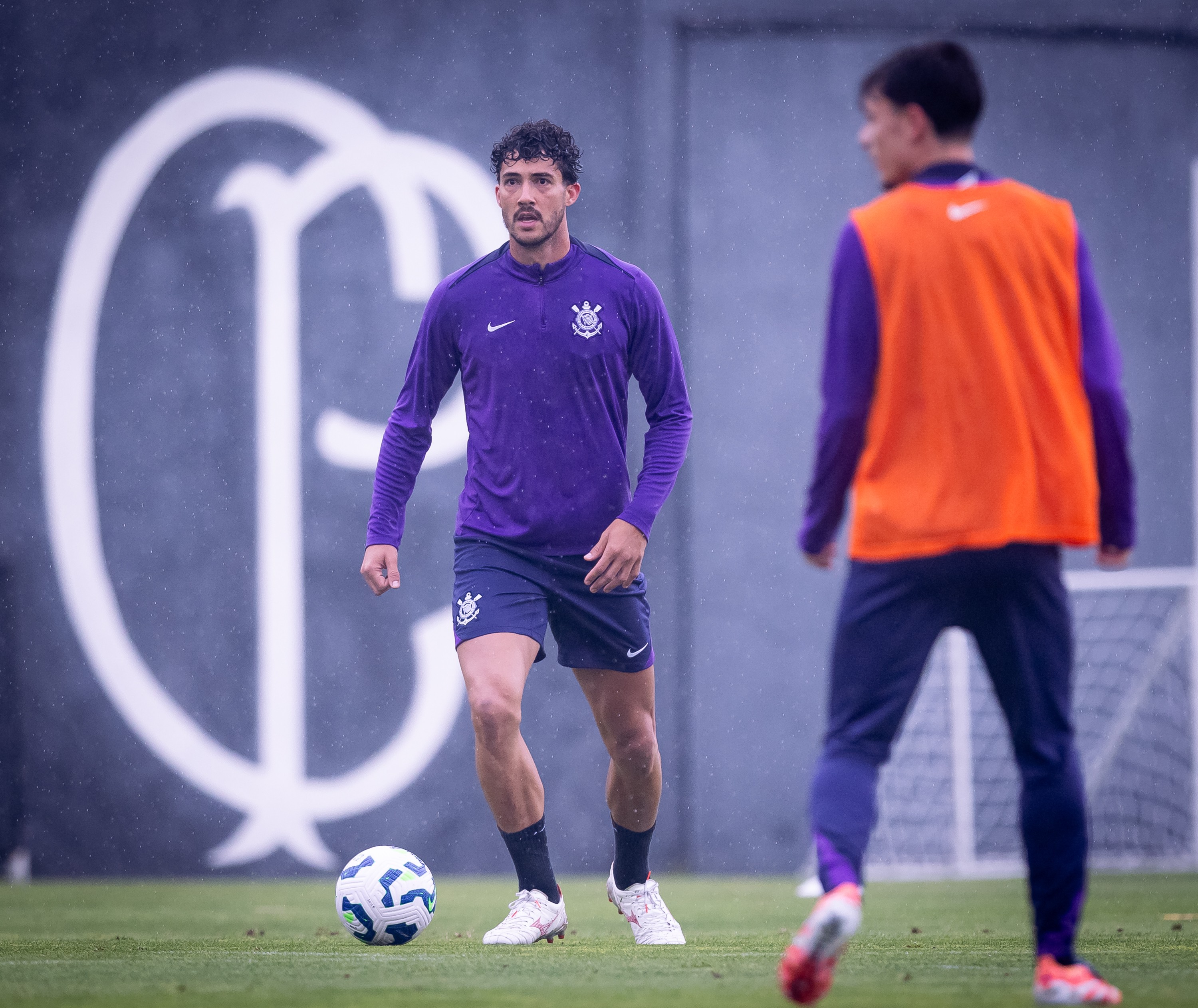 PREPARAÇÃO PARA O CLÁSSICO! Dorival comanda treino tático e recupera reforços para enfrentar Santos!
