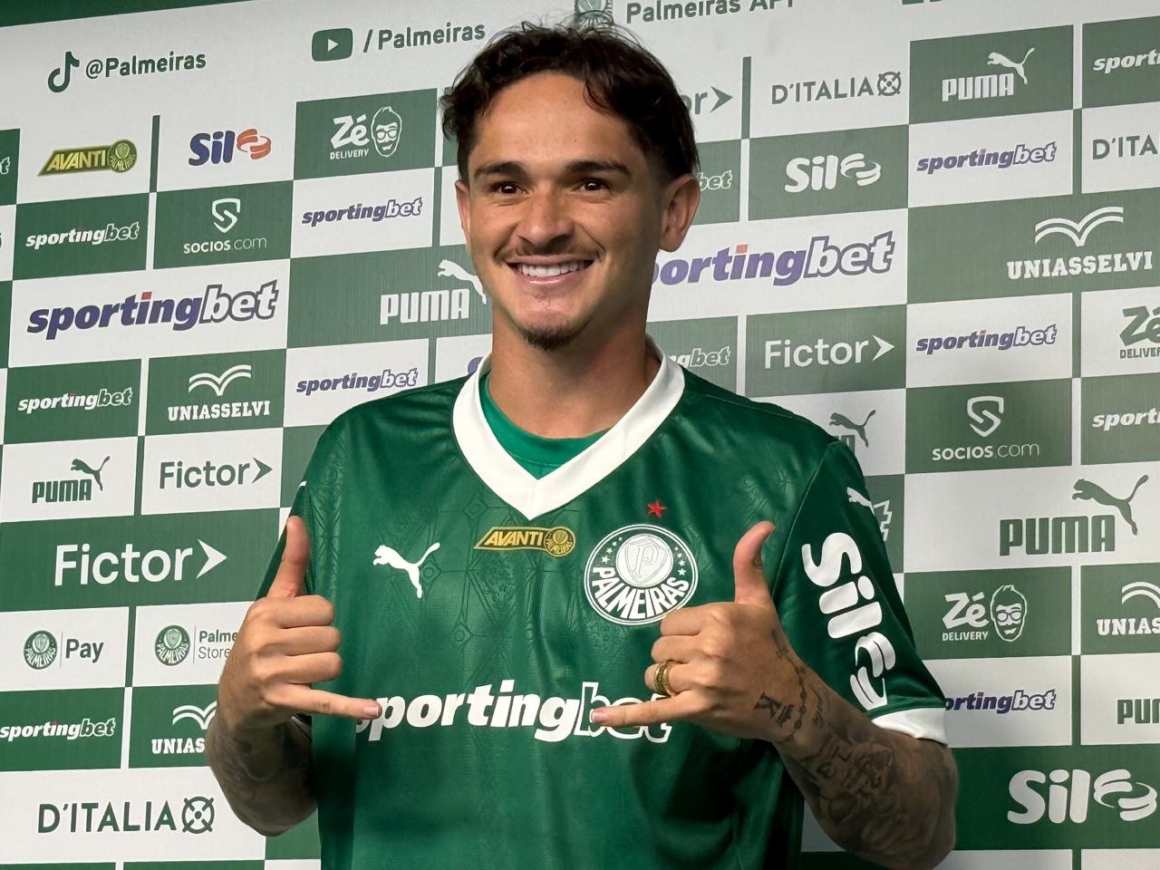 Estreia de Khellven pelo Palmeiras gera expectativa e desejo de resposta ao público
