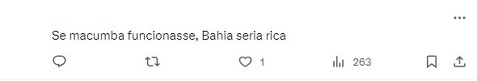 Paulinho sofre intoler&acirc;ncia religiosa nas redes socias ap&oacute;s entrar em campo pela Sele&ccedil;&atilde;o &mdash; Foto: Reprodu&ccedil;&atilde;o/Redes Sociais