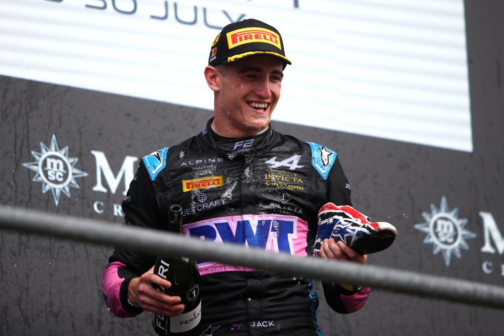 Jack Doohan venceu corrida 2 da F2 na Bélgica, com Fittipaldi no pódio — Foto: Joe Portlock - Formula 1/Formula Motorsport Limited via Getty Images