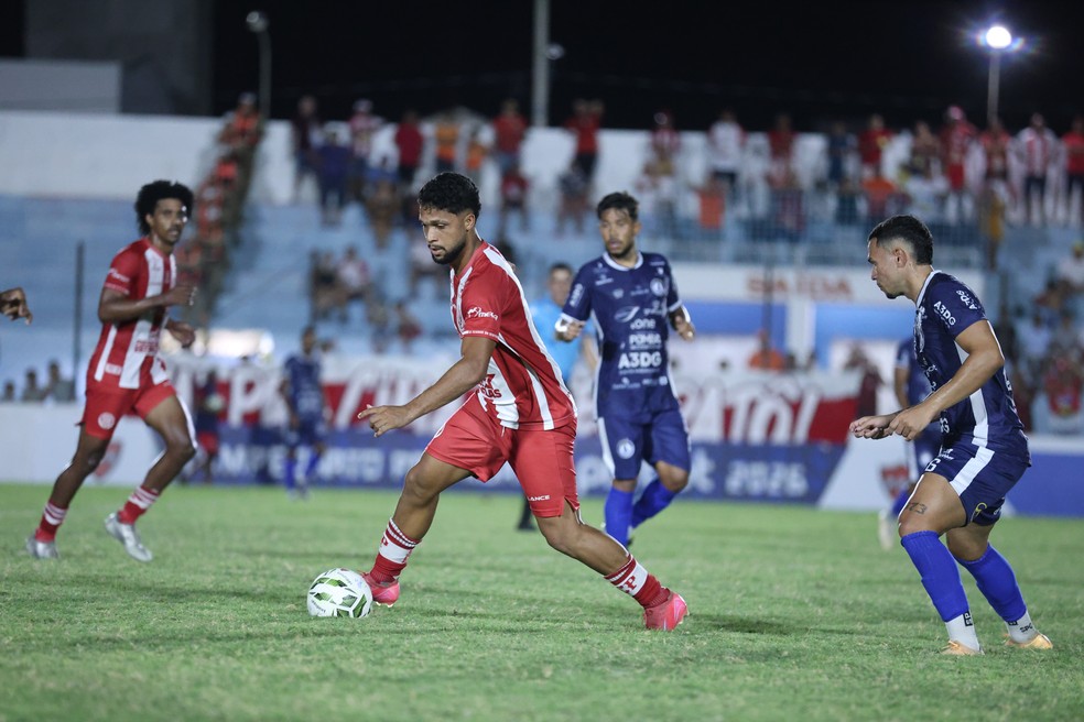 Esporte de Patos perde por 1 a 0 para o Pombal e entra na zona de rebaixamento — Foto: Foto: Eder Souza