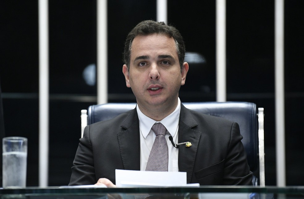 Senador Rodrigo Pacheco (PSD-MG) em sessão extraordinária no Senado — Foto: Pedro França/Agência Senado