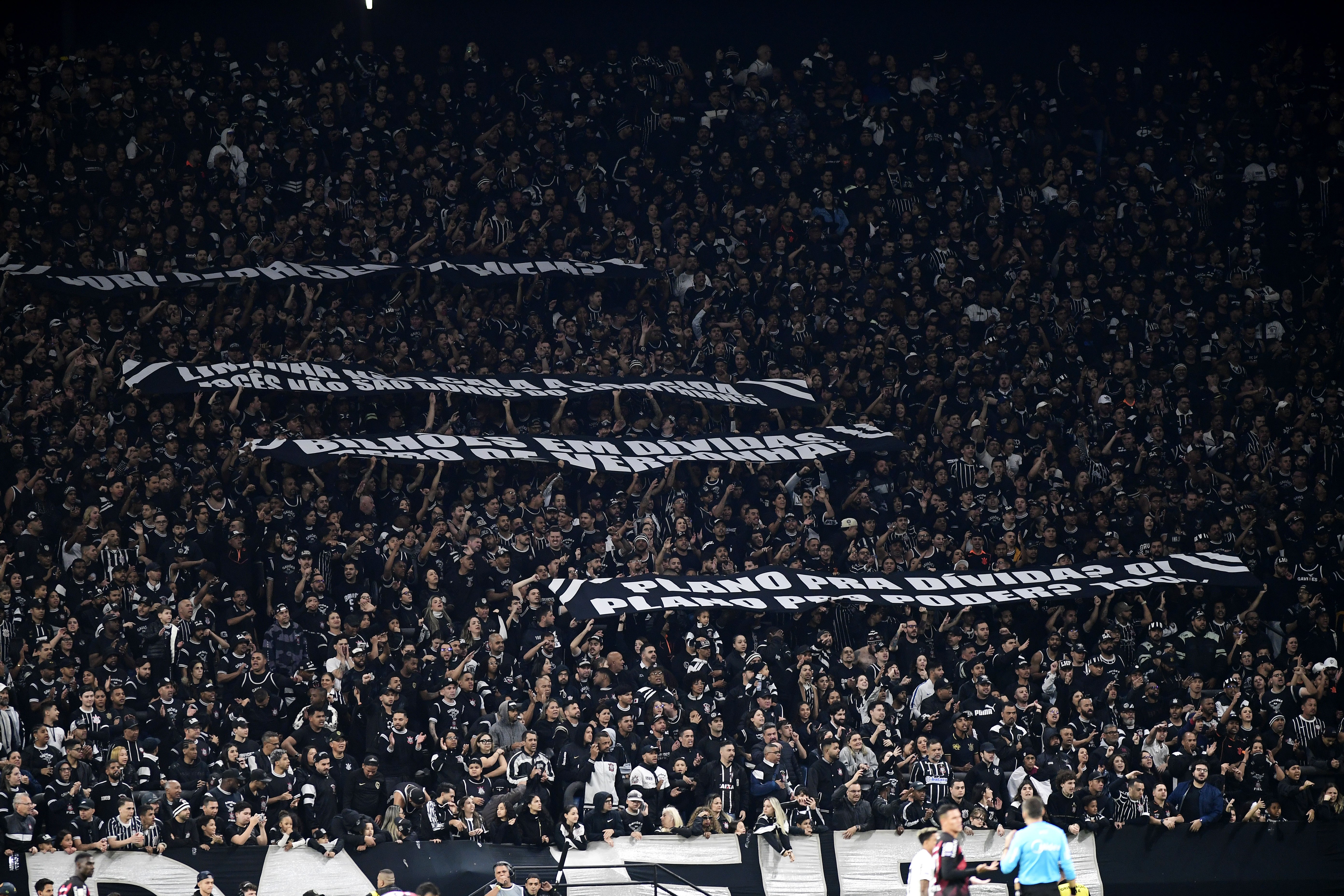 Corinthians 0 x 0 Athletico-PR tem o maior público da 21ª rodada do Brasileiro; veja a lista