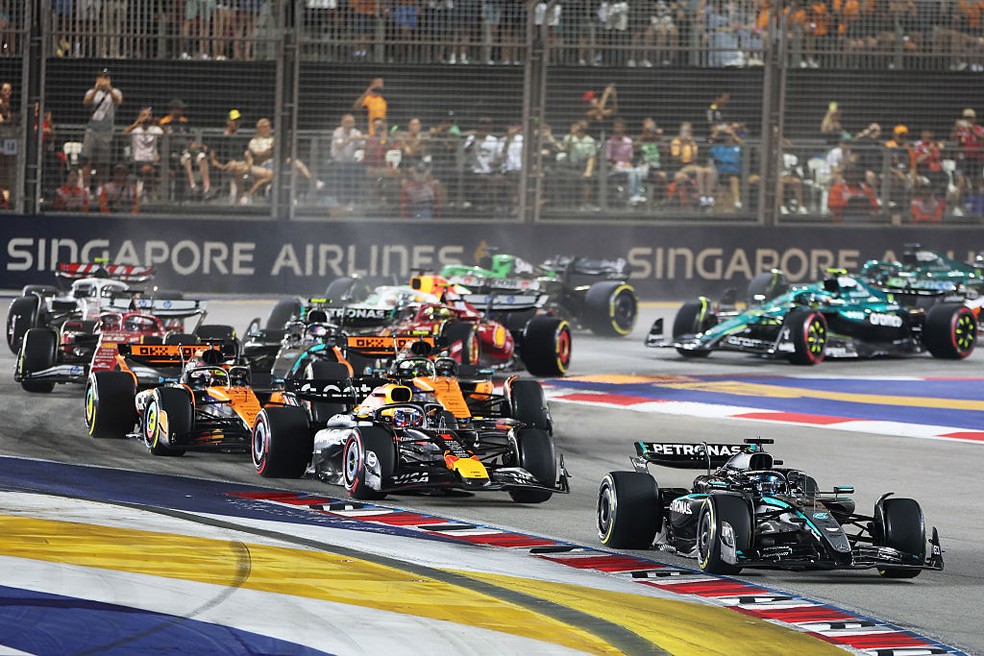 Largada do GP de Singapura — Foto: Getty Images