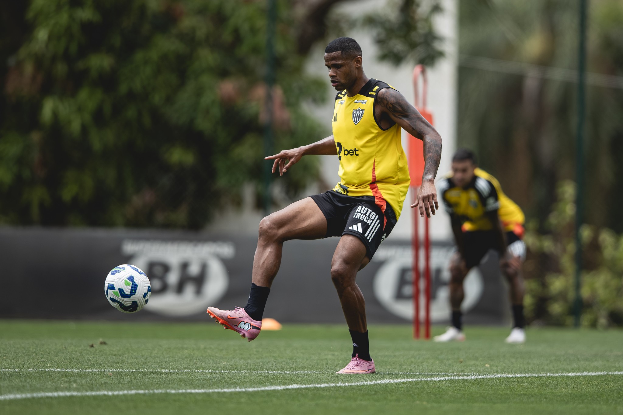 Júnior Santos passa por cirurgia no Atlético-MG e não deve mais jogar em 2025