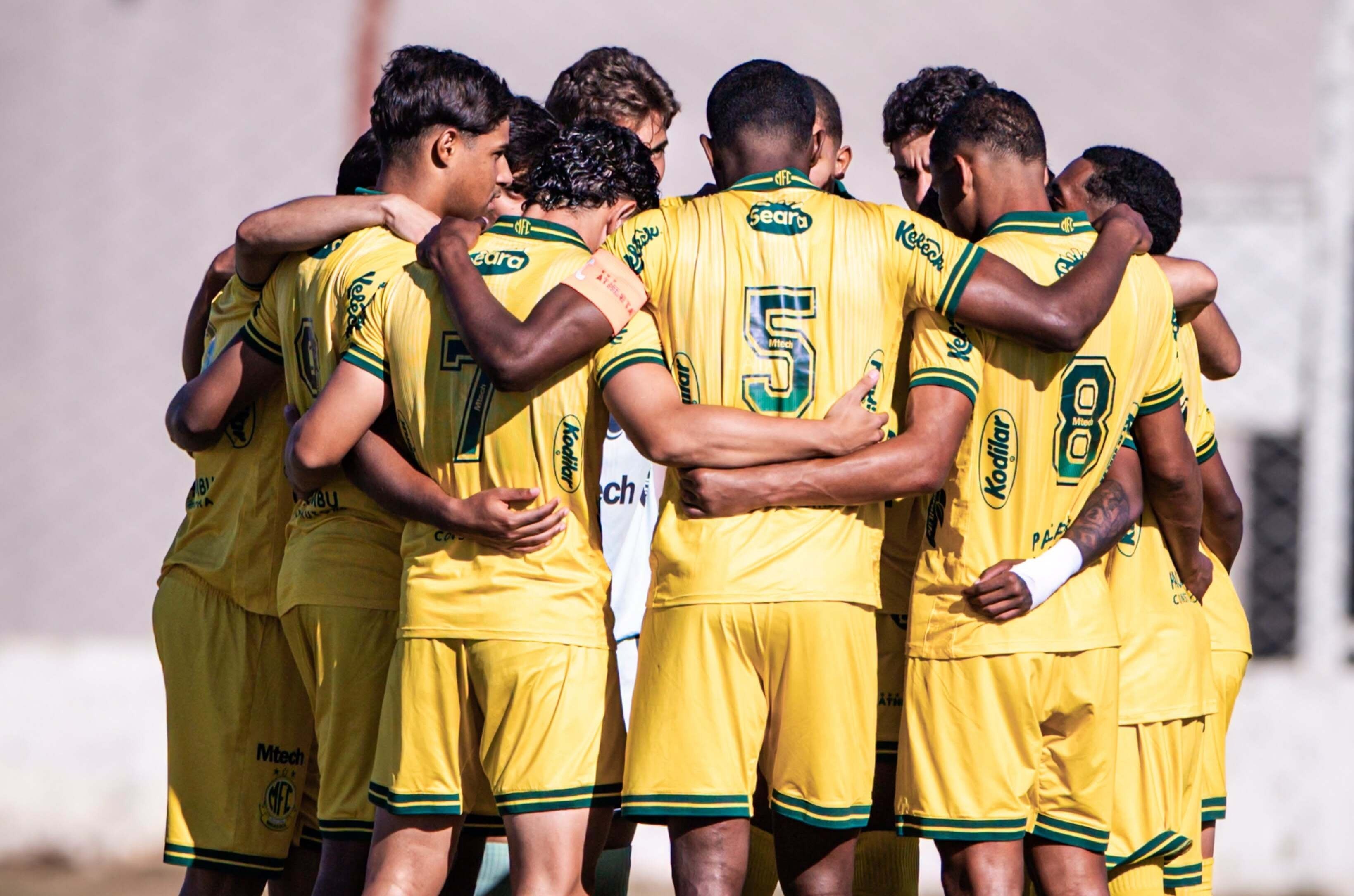 Jogador do Mirassol em partida do Campeonato Paulista