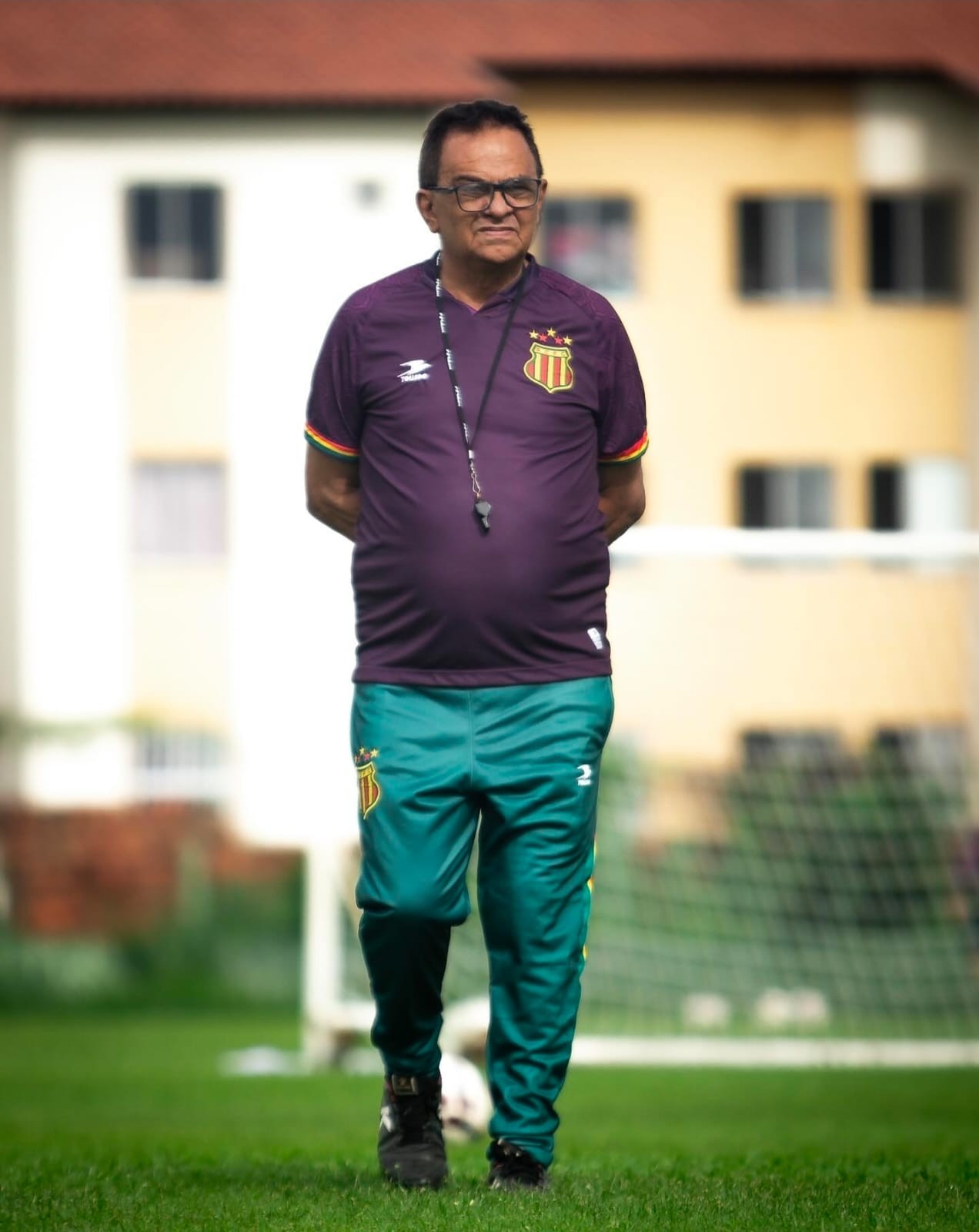 Sampaio Corrêa: Técnico Francisco Diá assume missão de reformulação em meio a crise financeira