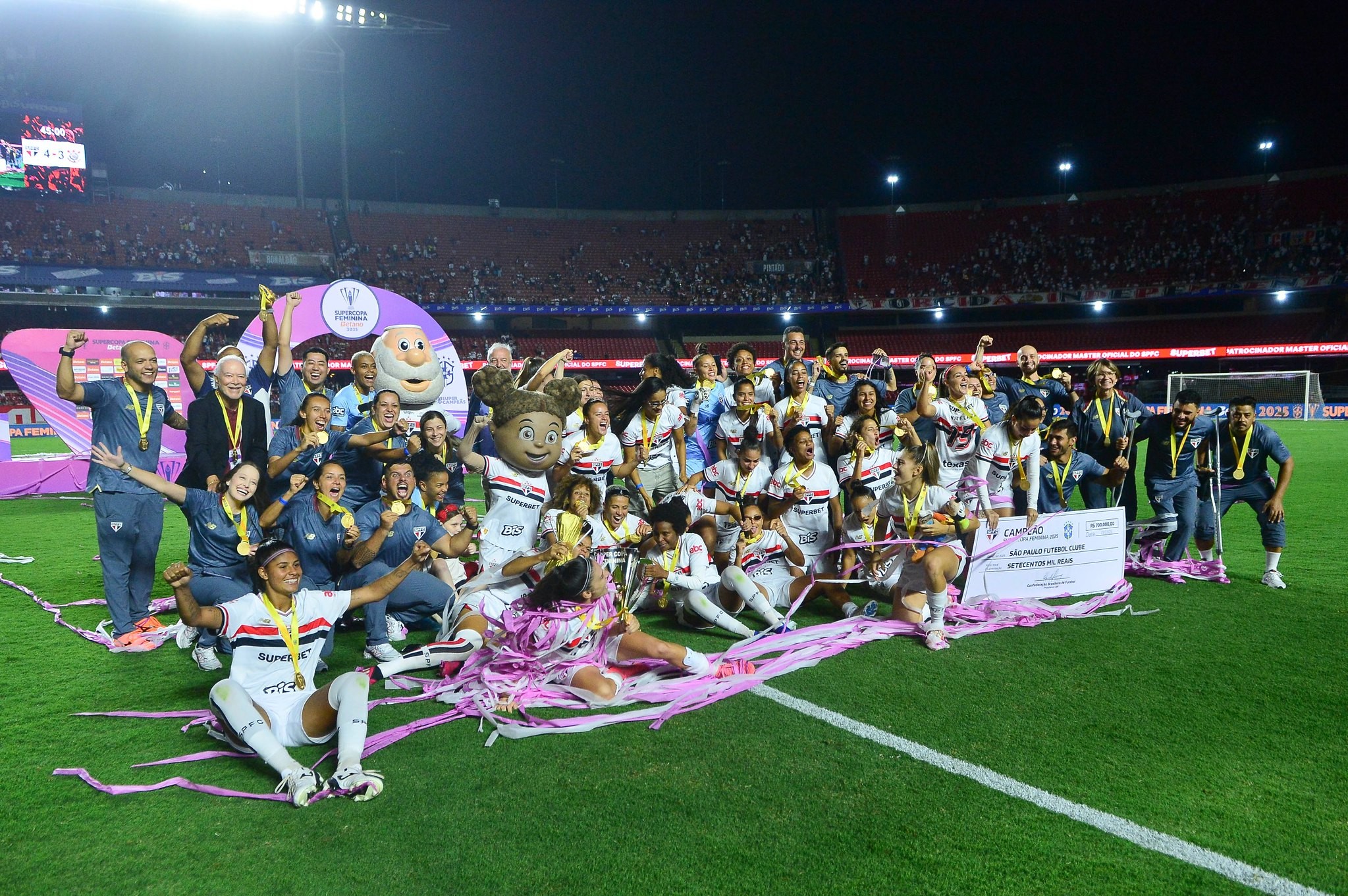 São Paulo conquista Supercopa Feminina após 28 anos e supera recordes históricos