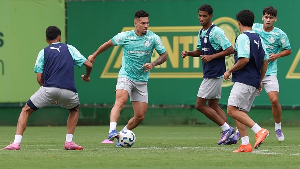 Paulinho entra em fase final para reforçar o Palmeiras! Confira quando ele volta!