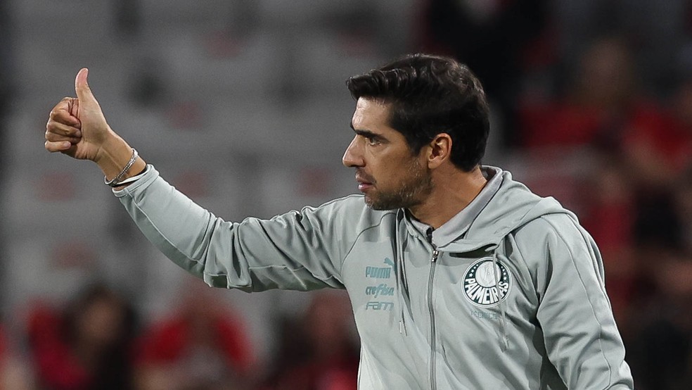 Abel Ferreira em Athletico-PR x Palmeiras &mdash; Foto: Cesar Greco/Palmeiras