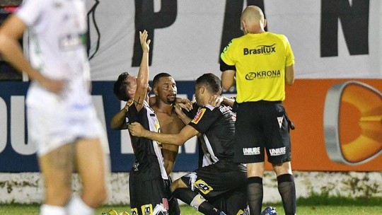Patrocinense leva gol no fim e perde para Democrata - Foto: (Juninho Nogueira Foto)