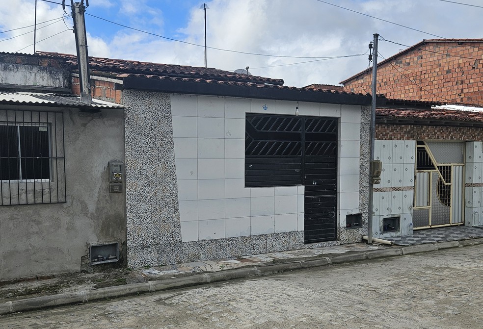 A casa em que morou Júnior Santos em Conceição do Jacuípe — Foto: Giba Perez