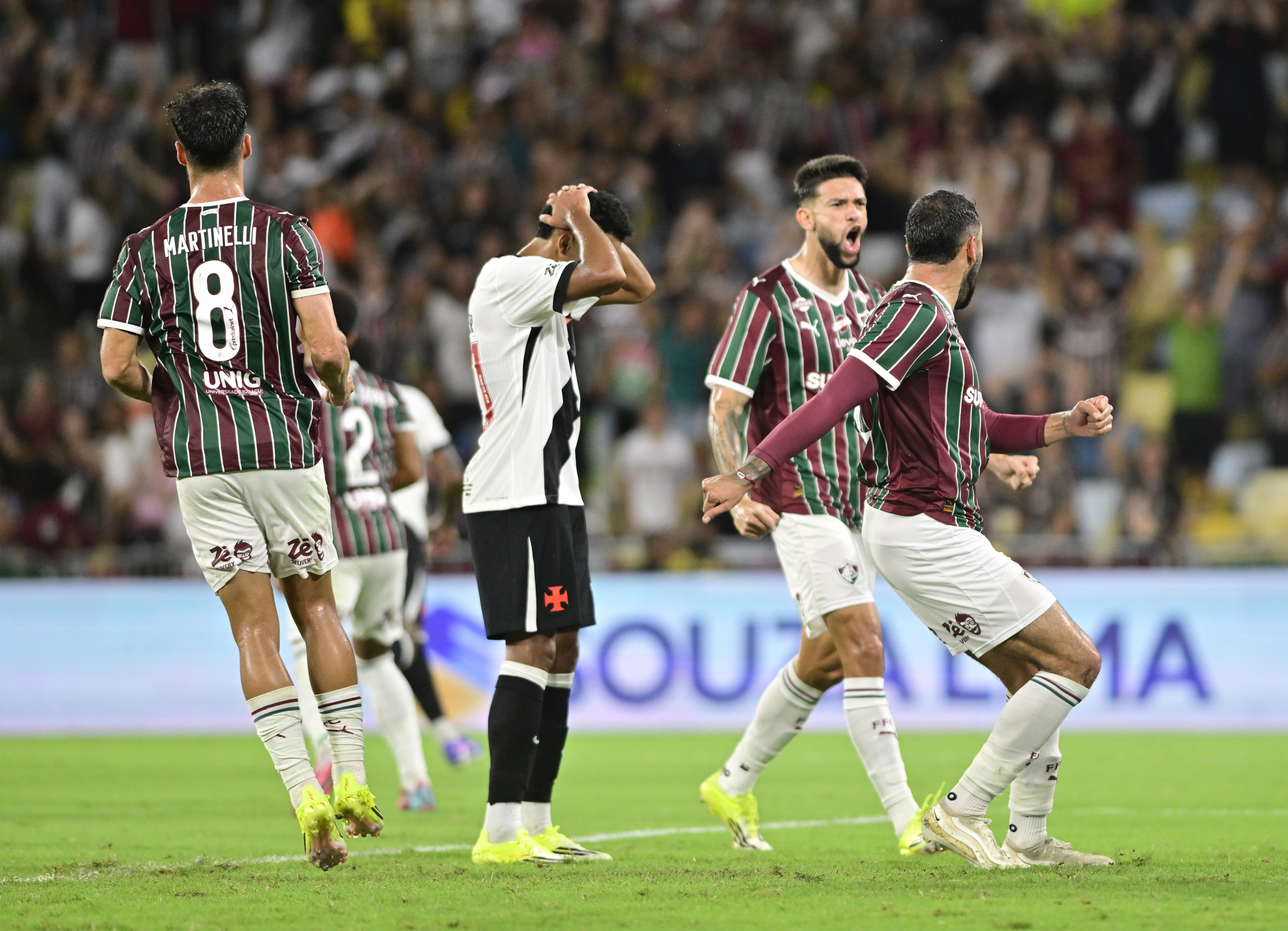 Fluminense provoca Vasco nas redes após eliminação; veja memes