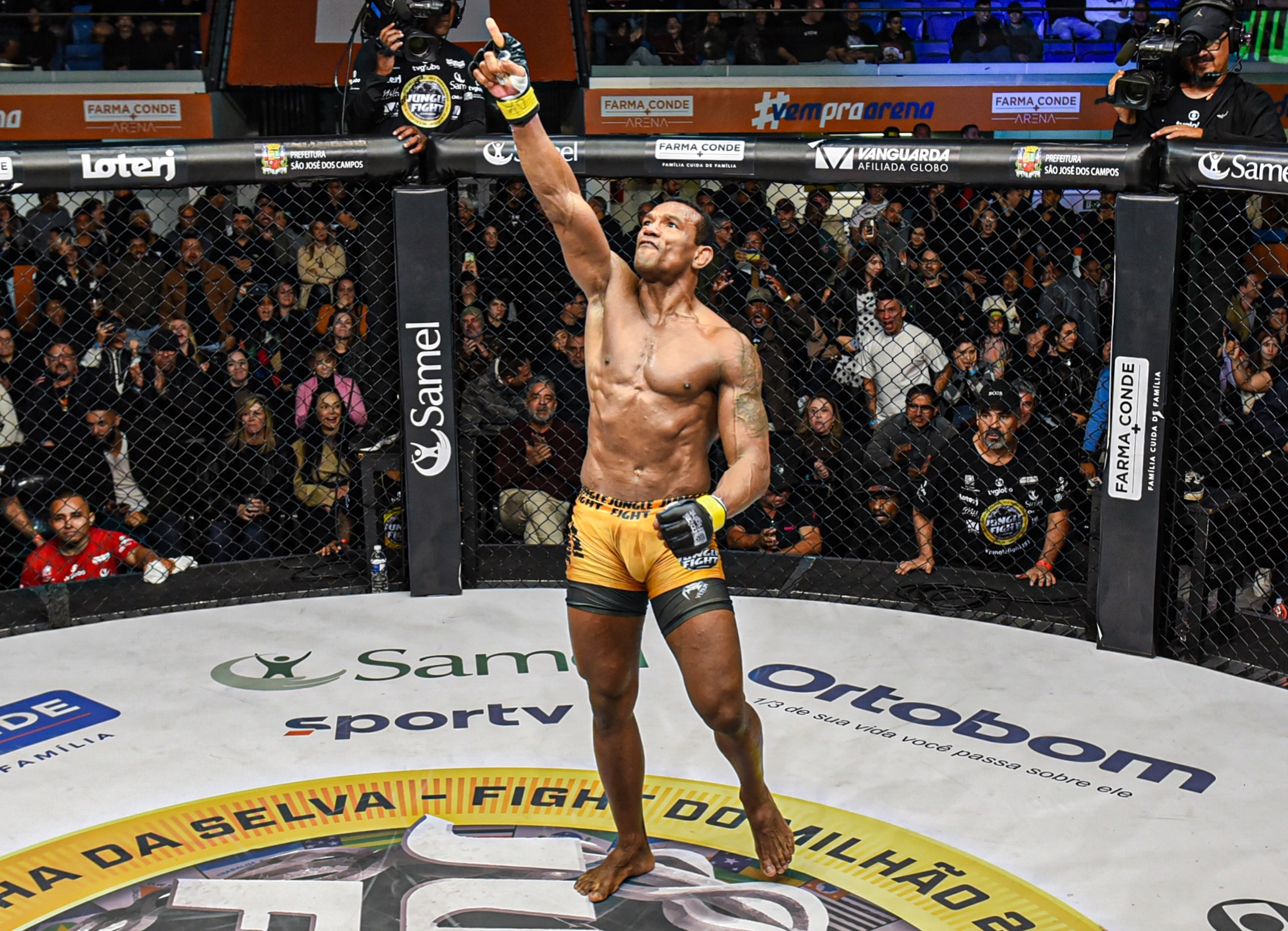 Fabrício Bakai supera luto duplo e mira título do Fight do Milhão após cinco anos longe da filha