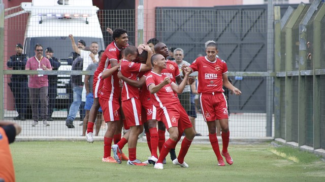 União Mogi comemora vitória na estreia da Copinha