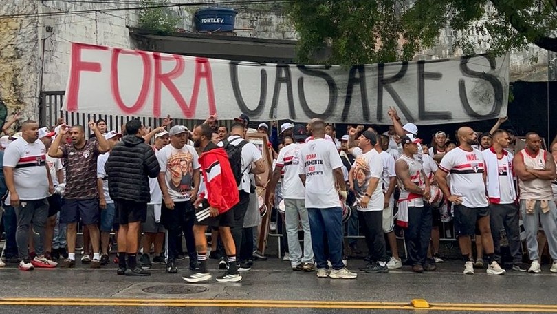 Após a queda de Casares, organizada do São Paulo cobra união para enfrentar crise no clube