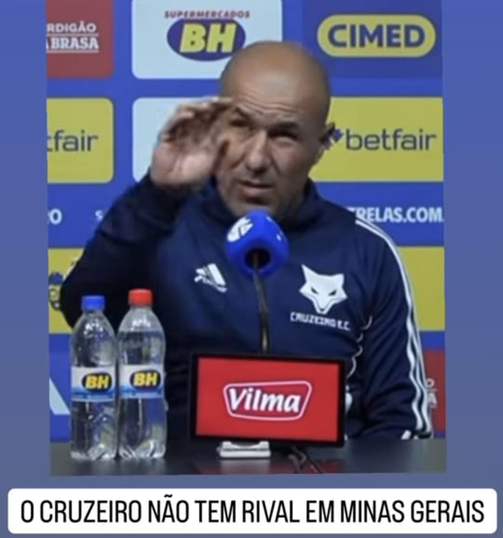 Postagem de auxiliar do Cruzeiro