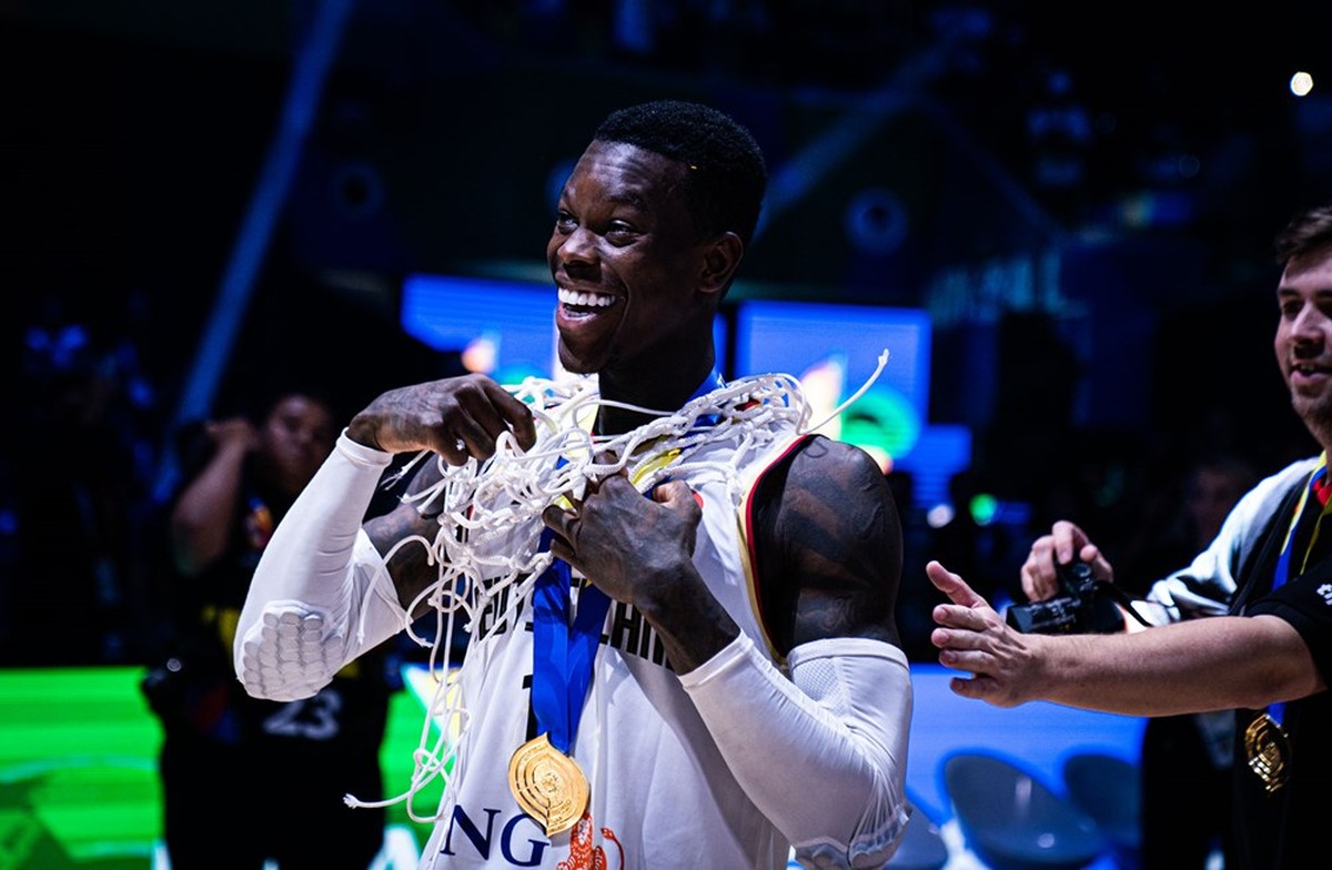 MVP grego na poltrona e Dream Team sob pressão: a estreia do basquete