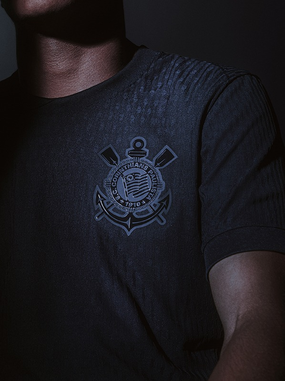 Nova camisa do Corinthians tem temática antirracista — Foto: Divulgação/Nike