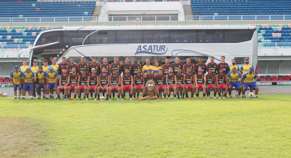 Elenco do Grêmio Atlético Sampaio para a temporada 2025 — Foto: Sandro Marques/ge RR