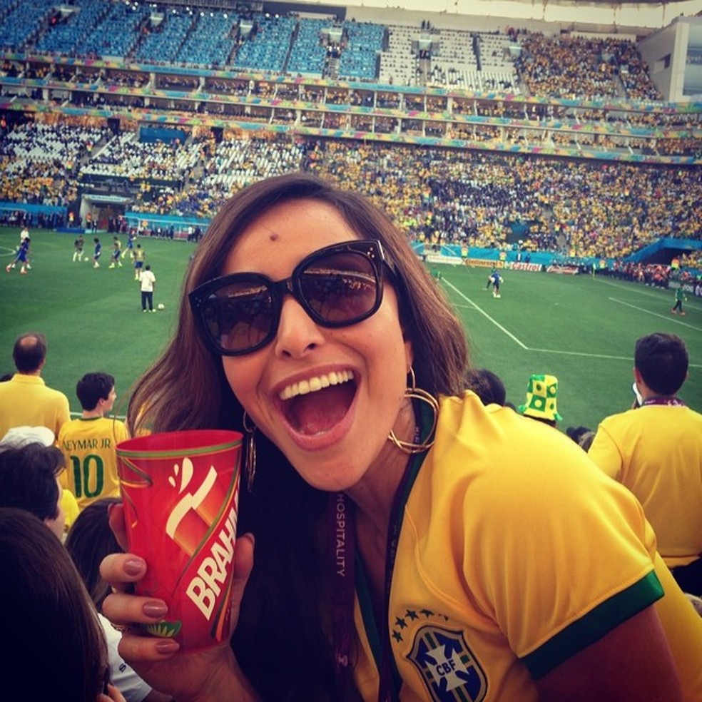 Sabrina Sato se diverte na Arena do Corinthians para Brasil x Croácia — Foto: Reprodução/Instagram