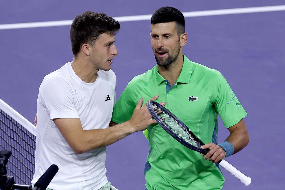 Djokovic perde para Luca Nardi em Indian Wells — Foto: Getty Images