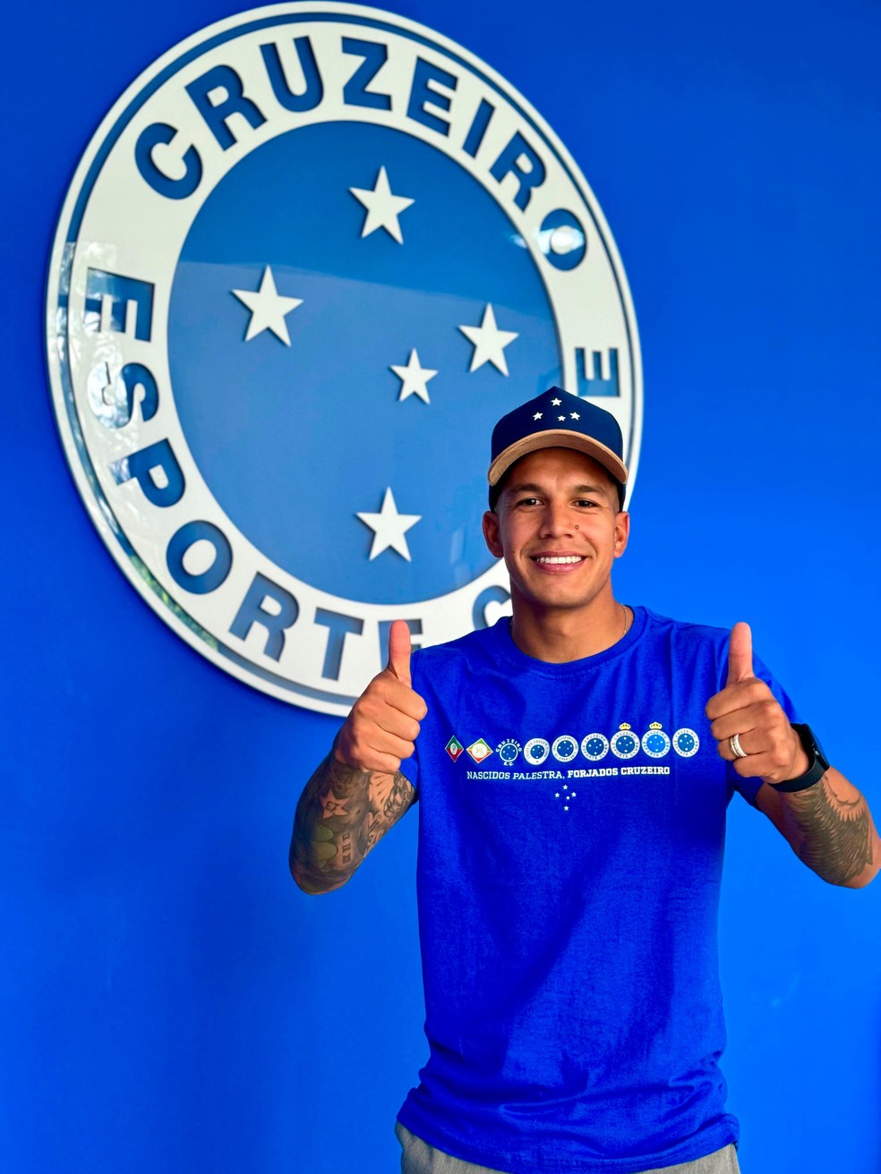 Lucas Romero é anunciado como reforço do Cruzeiro — Foto: Marco Antônio Ferraz/Cruzeiro