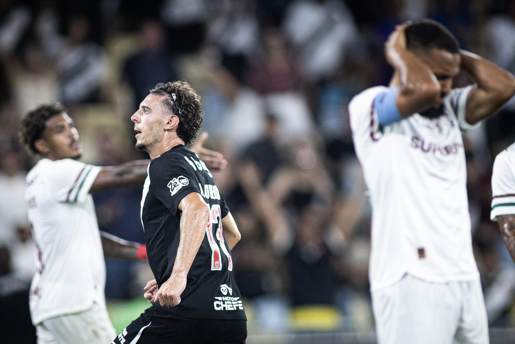 Nuno aposta em histórico goleador em clássicos por virada no Vasco | Ge