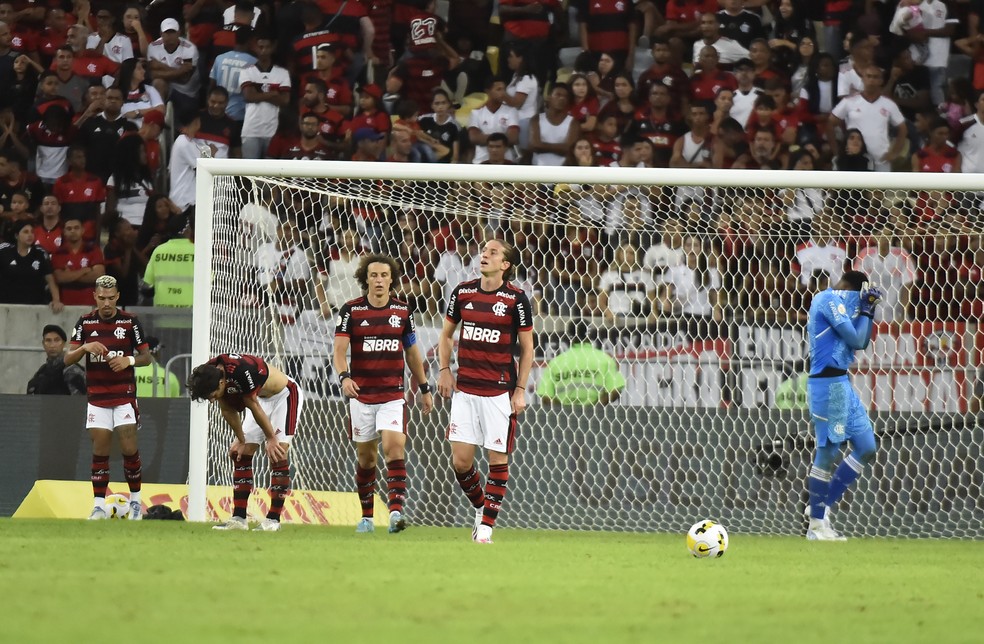 Jogo confirmado às 15h52. Flamengo desmoralizou o futebol