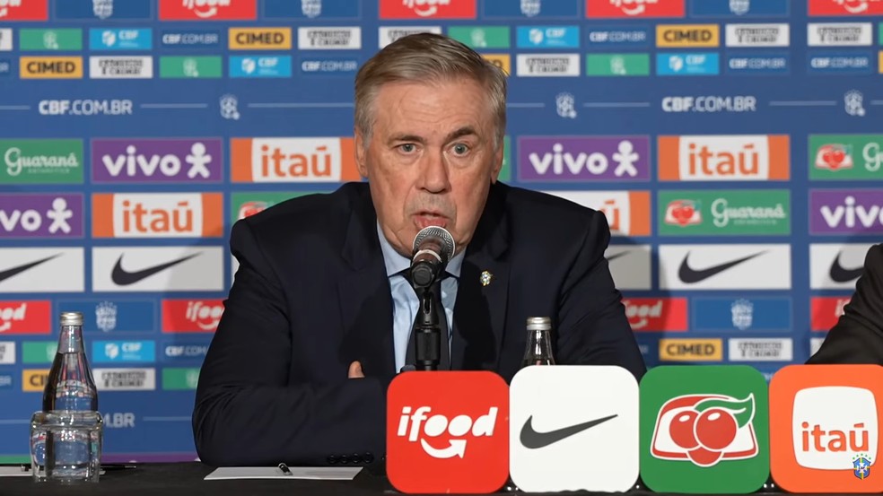 Carlo Ancelotti, técnico da seleção brasileira, em entrevista coletiva — Foto: Reprodução / CBF TV