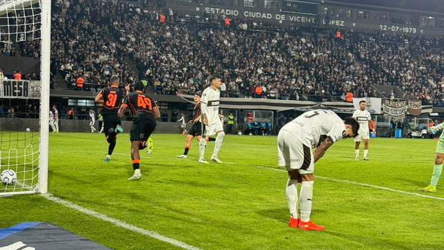 Gol de Kayke do Corinthians contra Platense