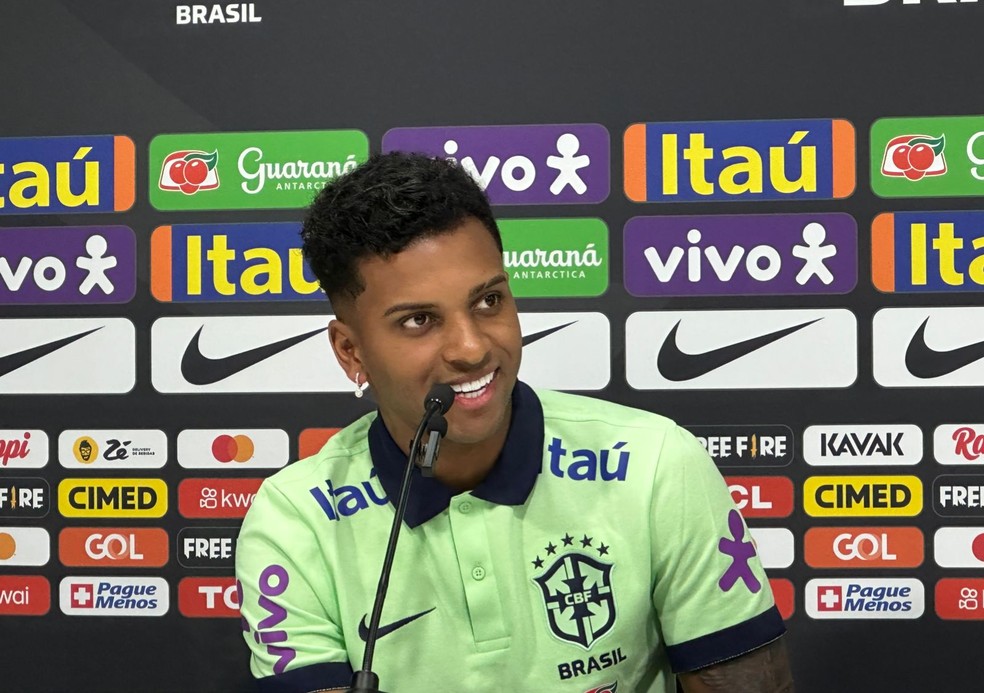 Richarlison e Rodrygo revelam reunião da CBF com atletas por novo técnico:  'Ancelotti é plano A' - Jogada - Diário do Nordeste