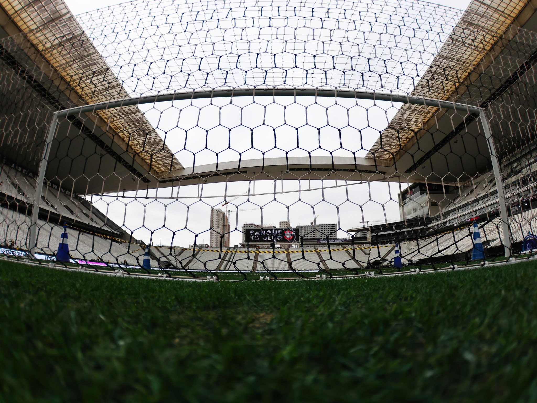 Corinthians x São Paulo: ingressos para clássico em Itaquera variam e expectativa cresce entre torcedores