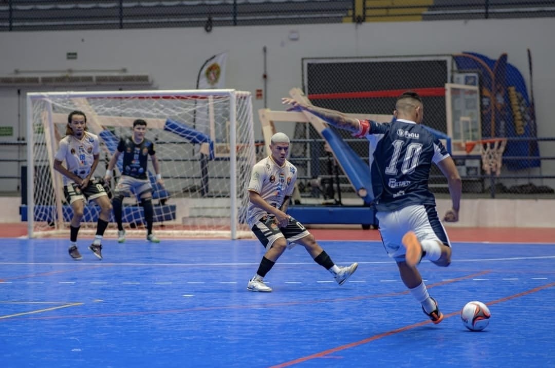 Com goleada do Juventude e vitória do Tiradentes, Parazão de Futsal Polo Oeste estreia com muitos gols em Santarém