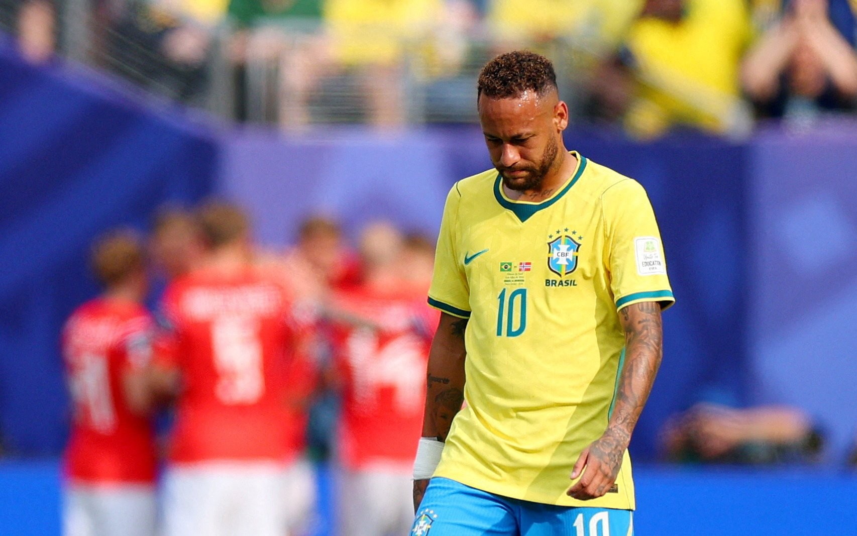 Brasil é eliminado da Copa do Mundo pela Noruega em partida polêmica