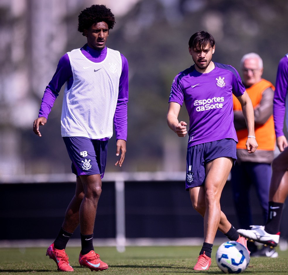 Talles Magno e Romero est�o de sa�da do Corinthians � Foto: Rodrigo Coca / Ag.Corinthians