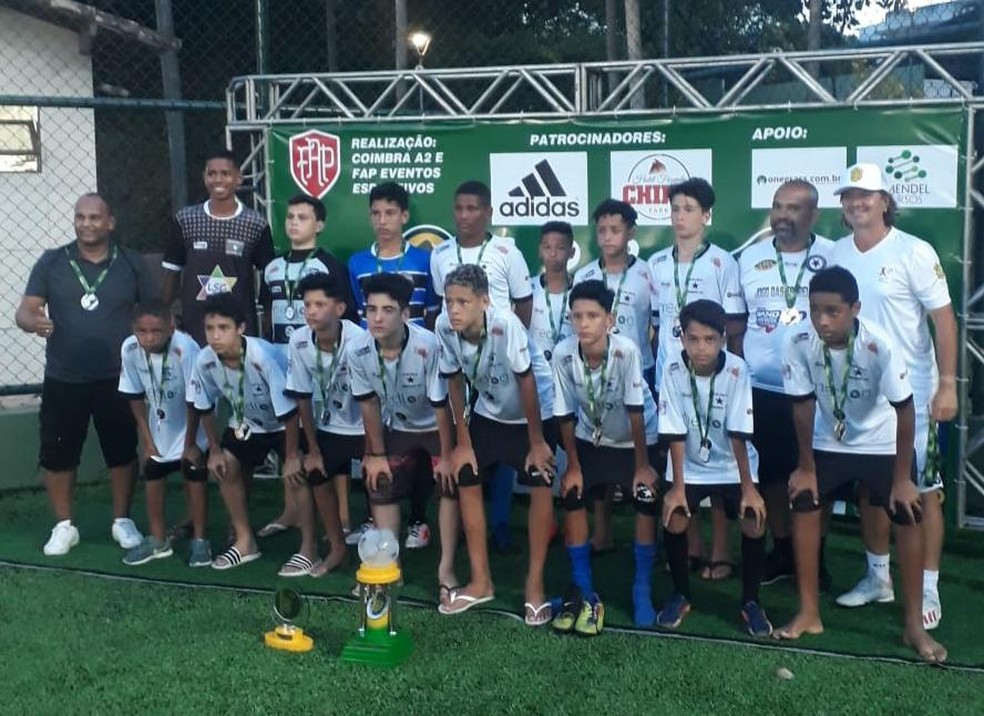 CADA CAMPEÃO DE 95 PELO BOTAFOGO MERECIA UMA ESTÁTUA AO LADO DO MANEQUINHO  WILSON GOIANO DESABAFA 