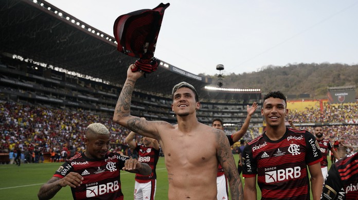 Sonho com Libertadores motiva interesse de Isla em jogar no Flamengo