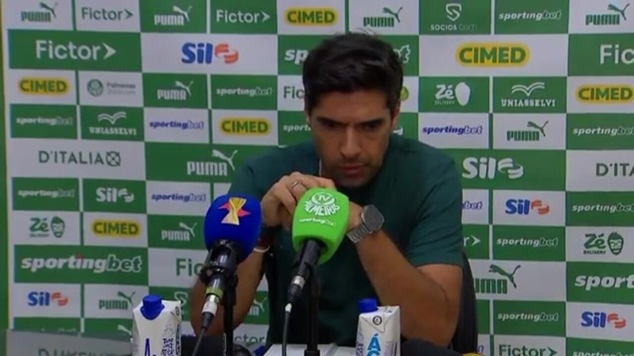 Palmeiras acumula erros fatais na derrota histórica sob Abel e preocupa torcedores antes do próximo desafio