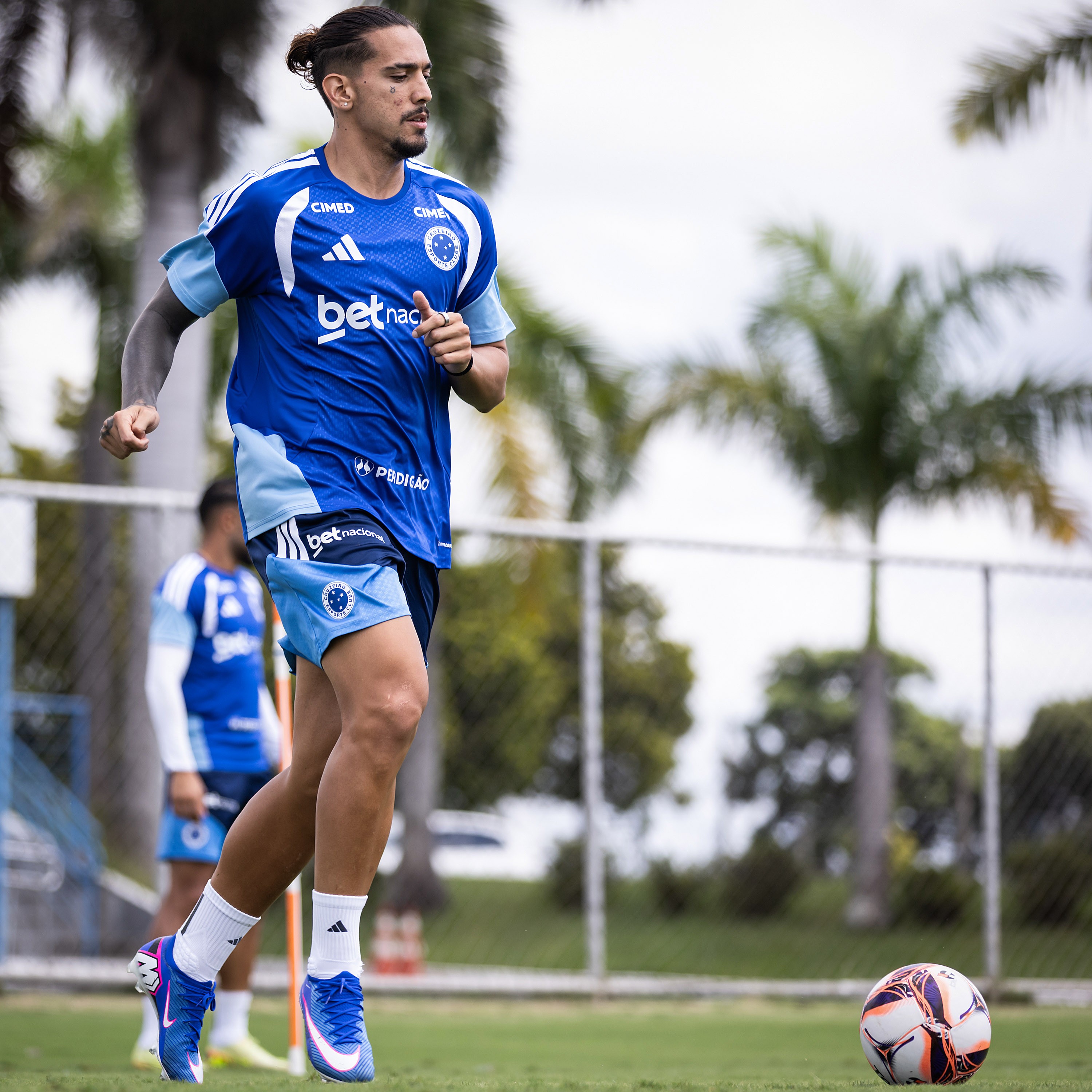 Fortaleza anuncia atacante Chico da Costa para Série B