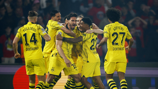 Comemora��o de Hummels ap�s gol em PSG x Borussia Dortmund