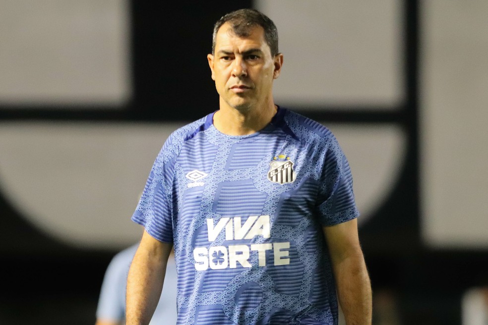 VAI VOLTAR? Carille é cotado no Corinthians em 2025 para substituir Ramón Díaz