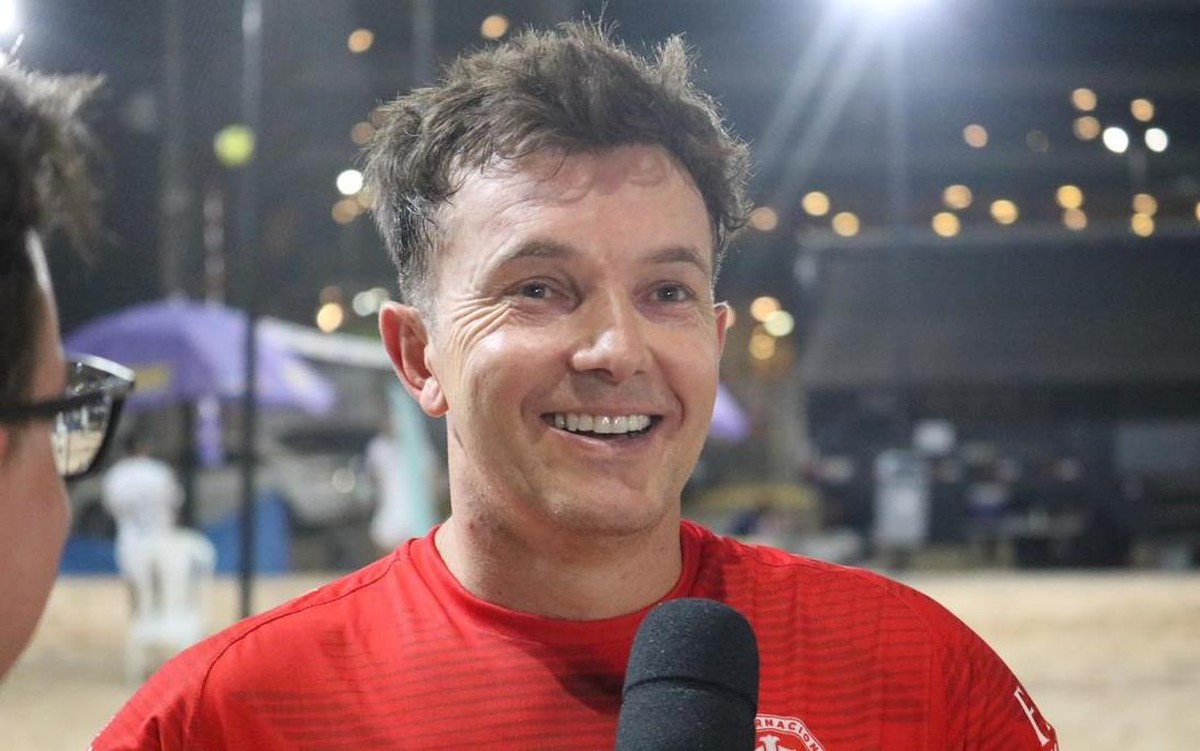 Dagoberto enaltece Dorival Júnior no São Paulo e reforça manutenção de trabalho por mais títulos