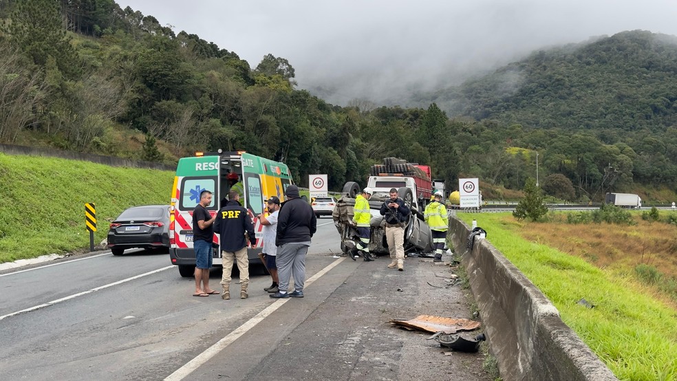 Capitão do tetra e ex-técnico da Seleção Brasileira, Dunga sofre acidente de trânsito no Paraná — Foto: Polícia Rodoviária Federal