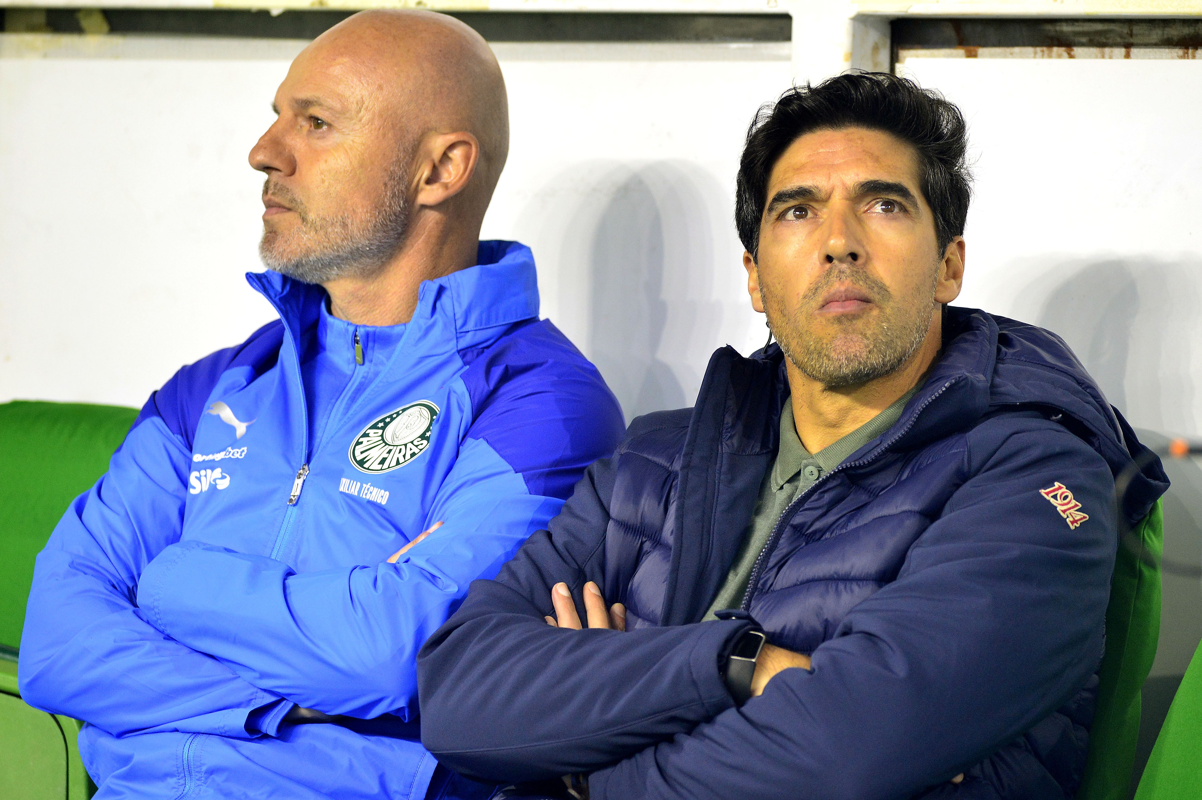 Palmeiras perde coerência tática e disciplina com Abel no comando.