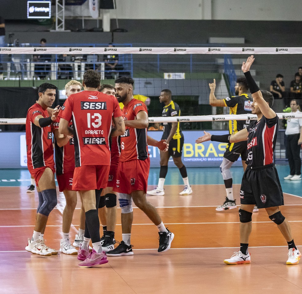 Praia Clube, Sesi-Bauru, Superliga Masculina — Foto: Bruno Cunha/Praia Clube