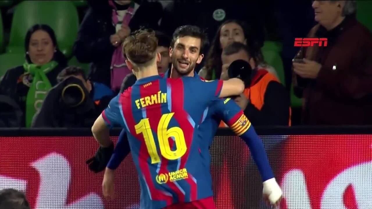 Ter Stegen deixa Barcelona após 12 anos e vai para Girona