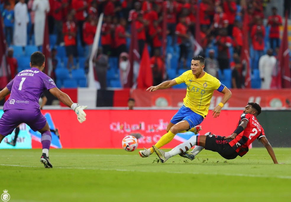 Com assistência de Fabinho, Al-Ittihad vence AGMK na Champions Asiática e  se mantém na liderança do Grupo C