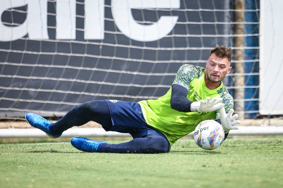 Gabriel Grando em treino do Grêmio na pré-temporada