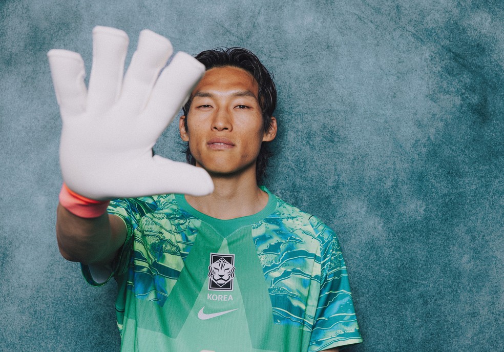Goleiro Kim Seung-gyu em coletiva — Coreia do Sul